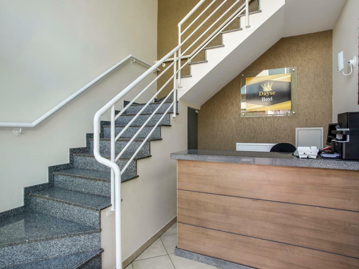 Oyo Hotel Dayse Santana de Parnaíba Kültér fotó