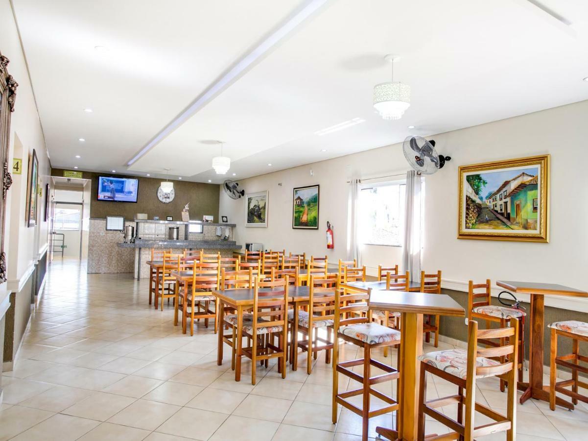 Oyo Hotel Dayse Santana de Parnaíba Kültér fotó